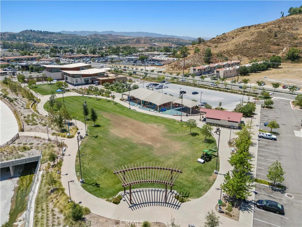 Additional image 45 of 18193 Sundowner Way Unit 815, Canyon Country, CA 91387