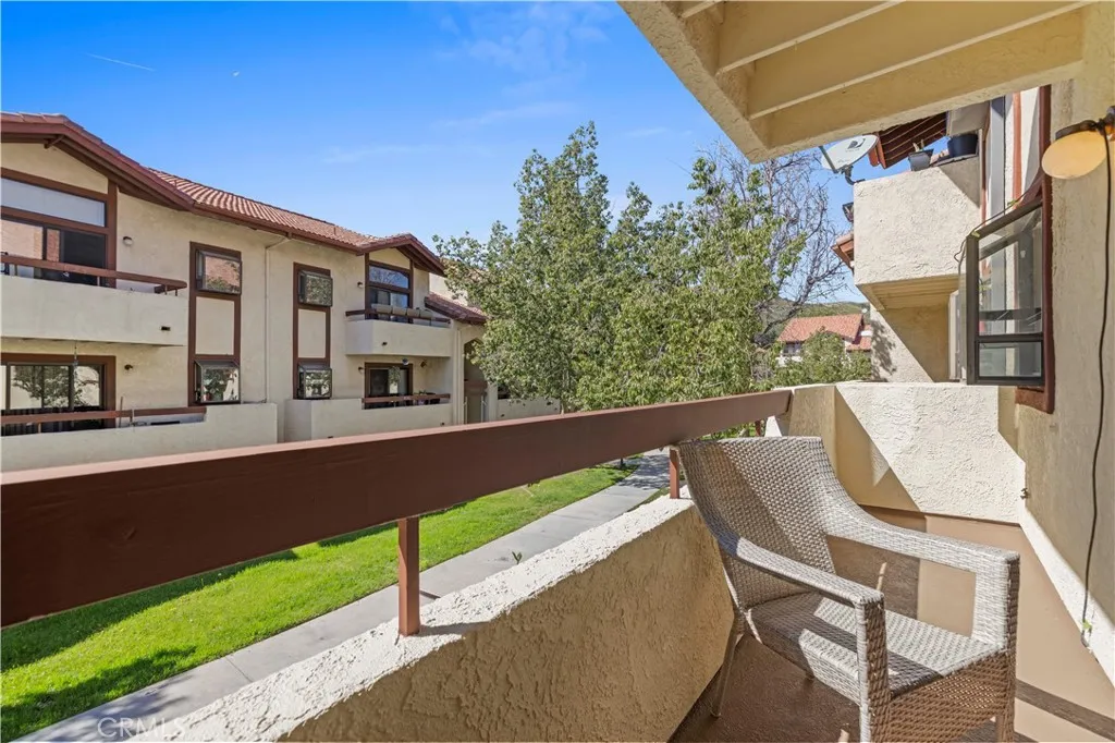 Additional image 35 of 18193 Sundowner Way Unit 815, Canyon Country, CA 91387