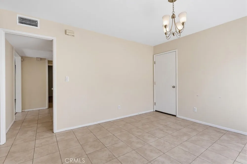 Additional image 101 of 3531 Julian Avenue, Long Beach, CA 90808