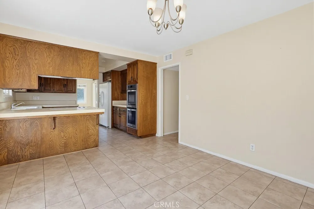 Additional image 105 of 3531 Julian Avenue, Long Beach, CA 90808