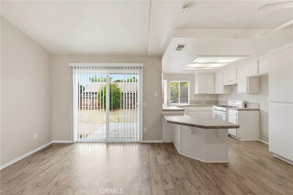 Additional image 51 of 43941 Maria Ct, Lancaster, CA 93535