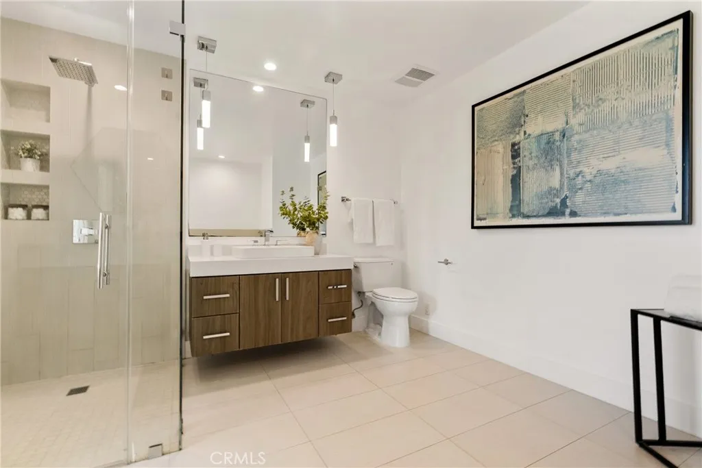 Additional image 22 of 3715 San Marino Street Unit 105, Los Angeles, CA 90019