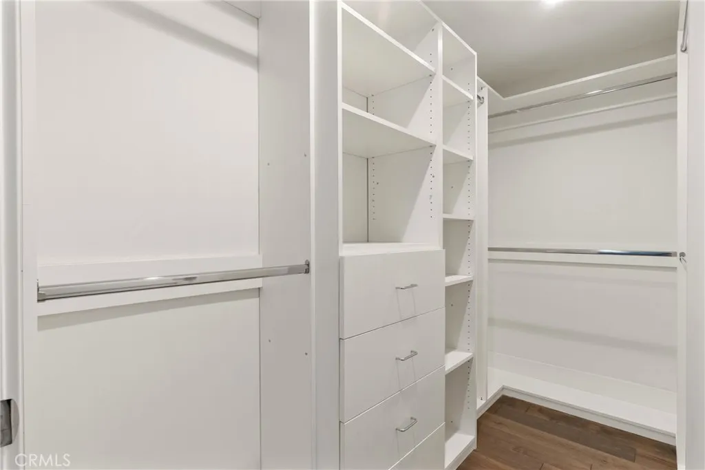 Additional image 25 of 3715 San Marino Street Unit 105, Los Angeles, CA 90019