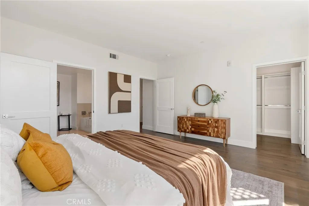 Additional image 17 of 3715 San Marino Street Unit 105, Los Angeles, CA 90019