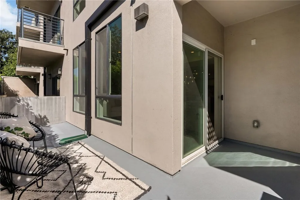 Additional image 37 of 3715 San Marino Street Unit 105, Los Angeles, CA 90019