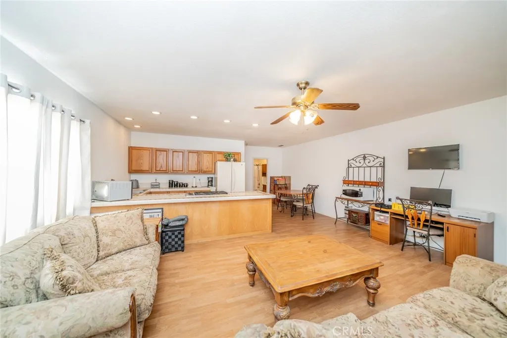 Additional image 44 of 9980 Johnson Rd, Phelan, CA 92371