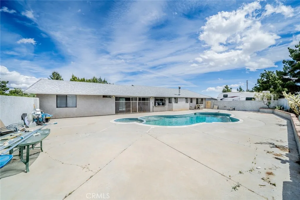 Additional image 59 of 9980 Johnson Rd, Phelan, CA 92371