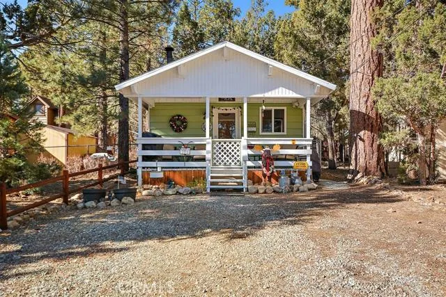 452 Pine Lane, Sugar Loaf, CA 92386