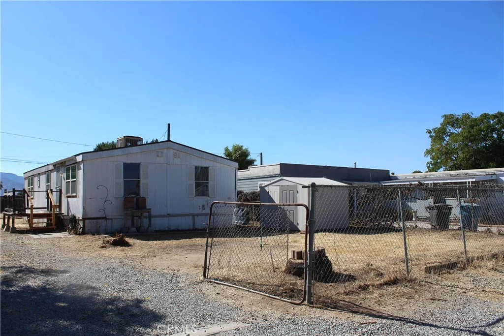 21884 Walnut St, Wildomar, CA 92595 photo 2