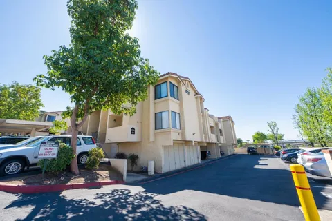 8731 Graves Avenue Unit 13, Santee, CA 92071 - MLS#: PTP2502536