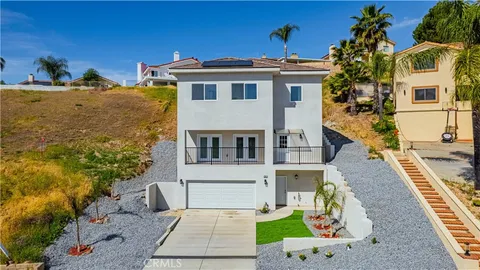 29847 Smugglers Point Drive, Canyon Lake, CA MLS: IG25085699
