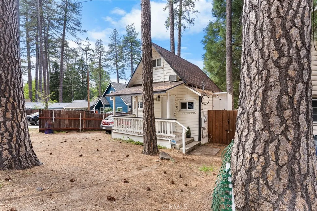 Additional image 34 of 22904 Waters Dr, Crestline, CA 92325