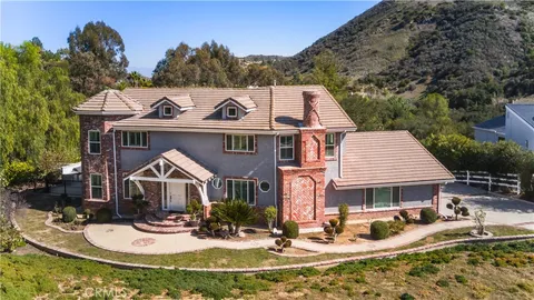 6 Bronco Lane, Bell Canyon, CA MLS: WS25048760