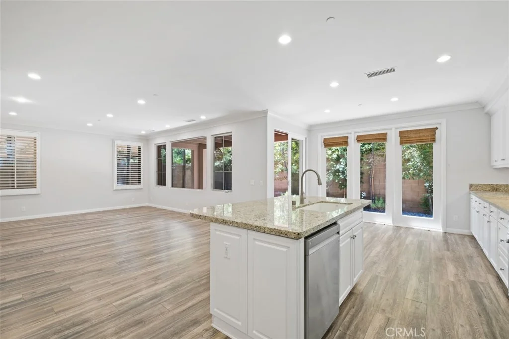 59 Lupari, Irvine, CA 92618 photo 5