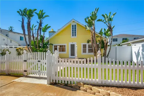291 Flower Street, Costa Mesa, CA 92627 - MLS#: NP25053408