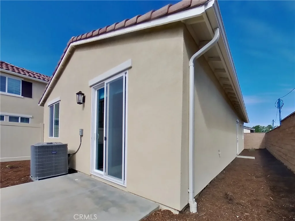 1721 Lorraine Drive Unit 2, Corona, CA 92882