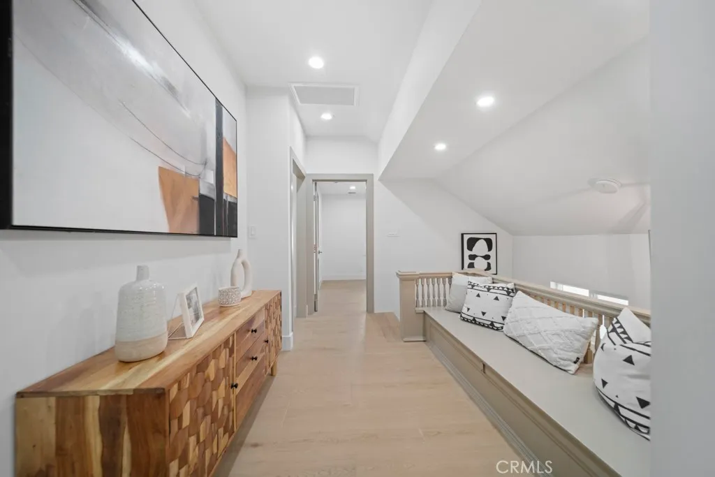 Additional image 37 of 1676 W 24th St, Los Angeles, CA 90007