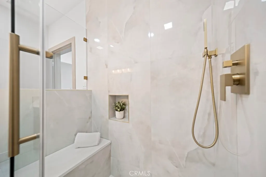 Additional image 107 of 1676 W 24th St, Los Angeles, CA 90007