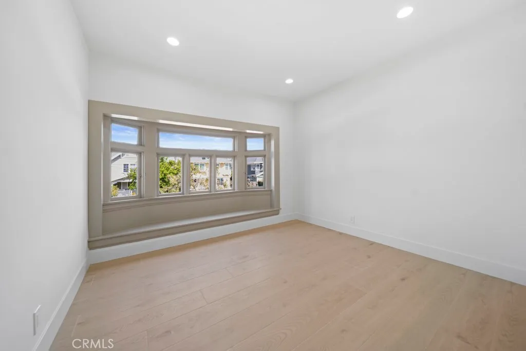 Additional image 31 of 1676 W 24th St, Los Angeles, CA 90007