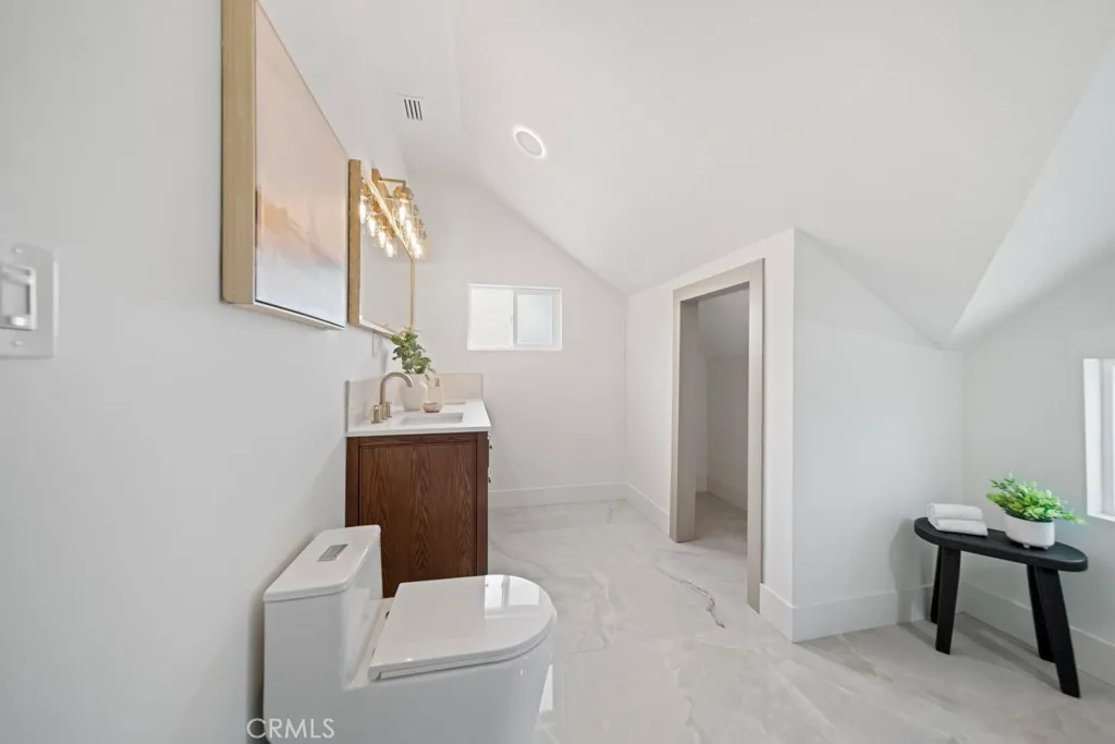 Additional image 44 of 1676 W 24th St, Los Angeles, CA 90007