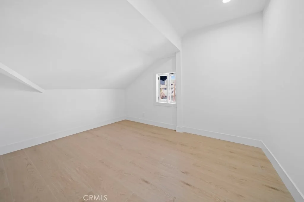 Additional image 87 of 1676 W 24th St, Los Angeles, CA 90007