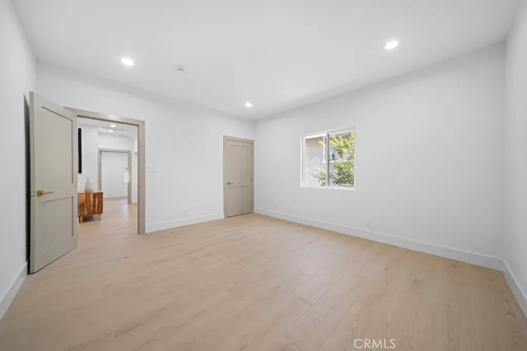 Additional image 93 of 1676 W 24th St, Los Angeles, CA 90007