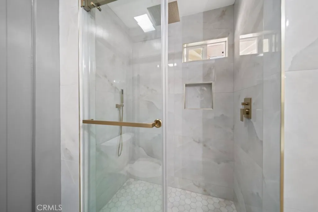 Additional image 78 of 1676 W 24th St, Los Angeles, CA 90007