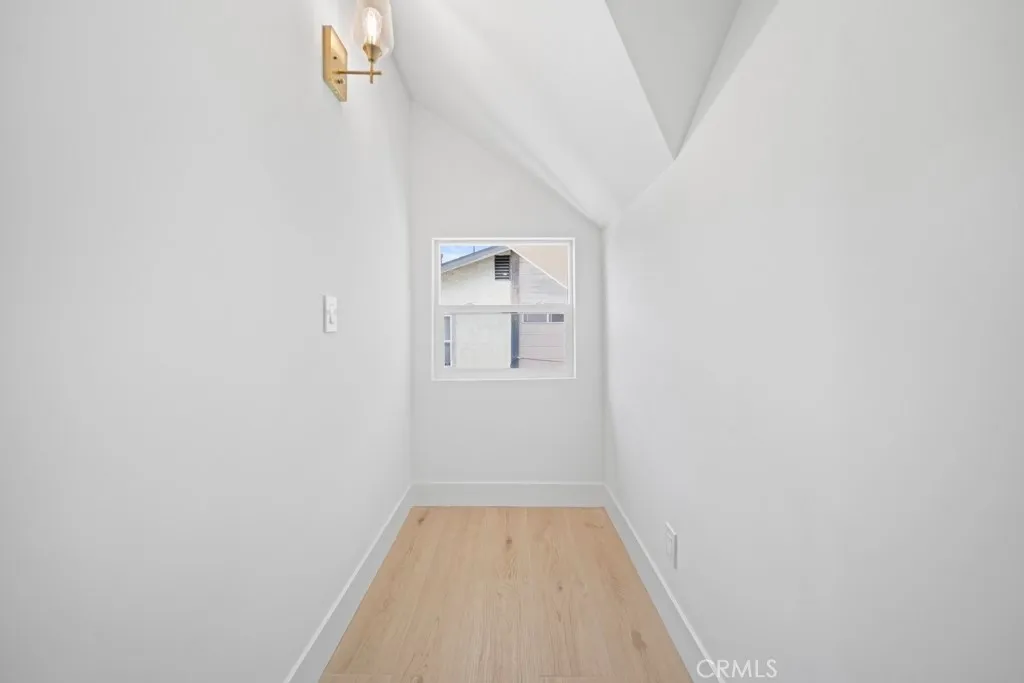 Additional image 35 of 1676 W 24th St, Los Angeles, CA 90007