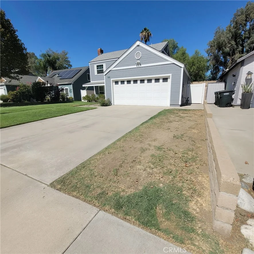 979 Forest Dr, Colton, CA 92324
