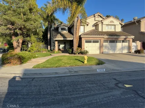 1032 S Windy Ridge Court, Anaheim, CA MLS: HD25090026