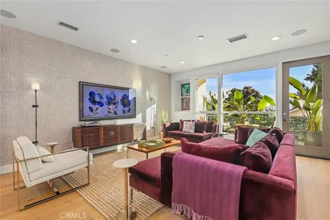 6072 W Studio Court, Los Angeles, CA 90038 - MLS#: SB24233272