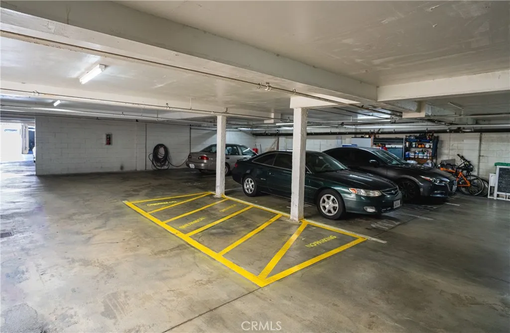 14528 Avis Ave Unit 6, Lawndale, CA 90260