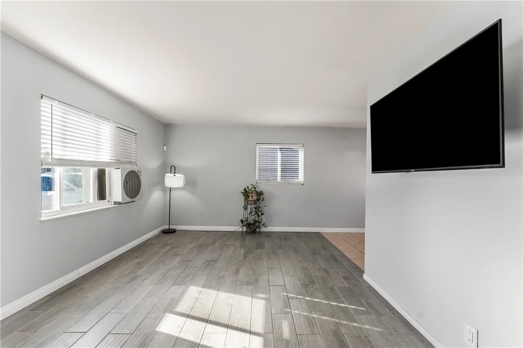 38457 31st St E, Palmdale, CA 93550 photo 5