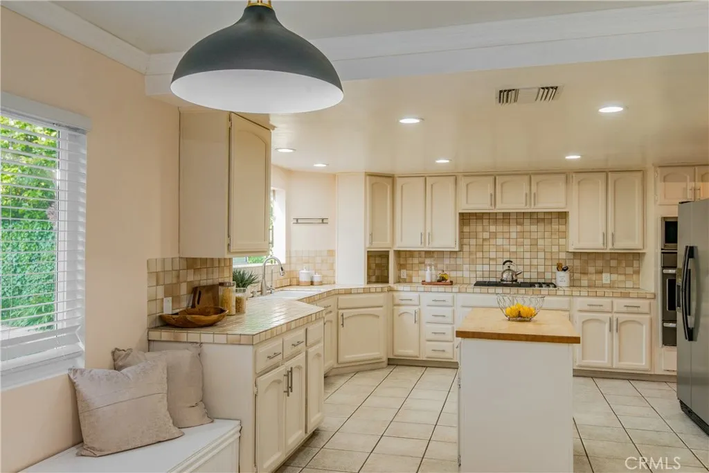 Additional image 13 of 20221 Baltar St, Winnetka, CA 91306