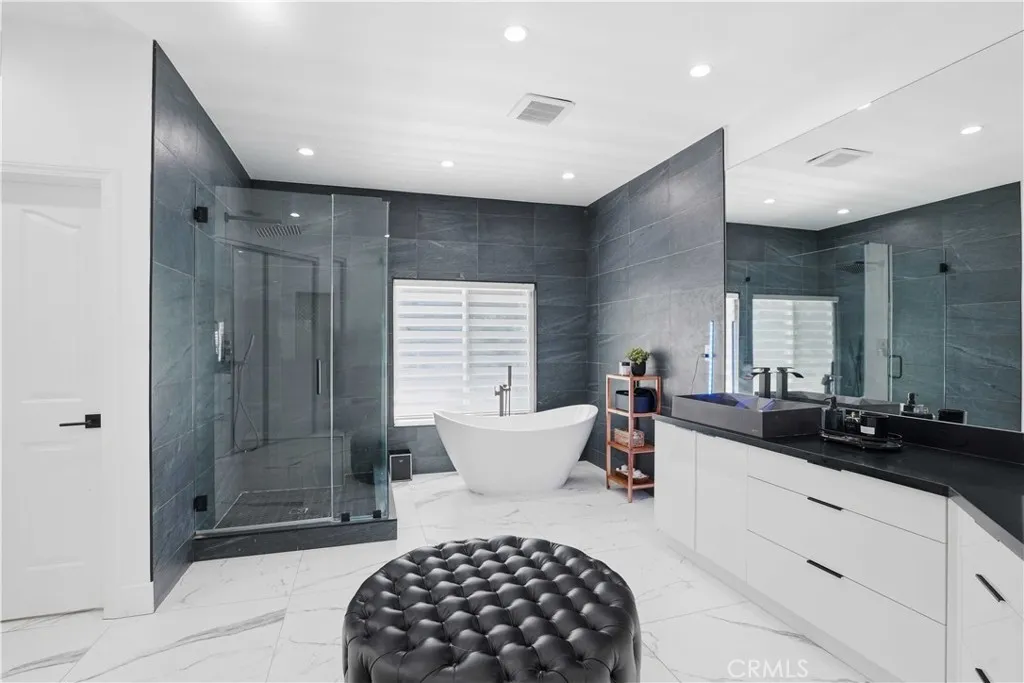 Additional image 94 of 7600 Southby Dr, West Hills, CA 91304