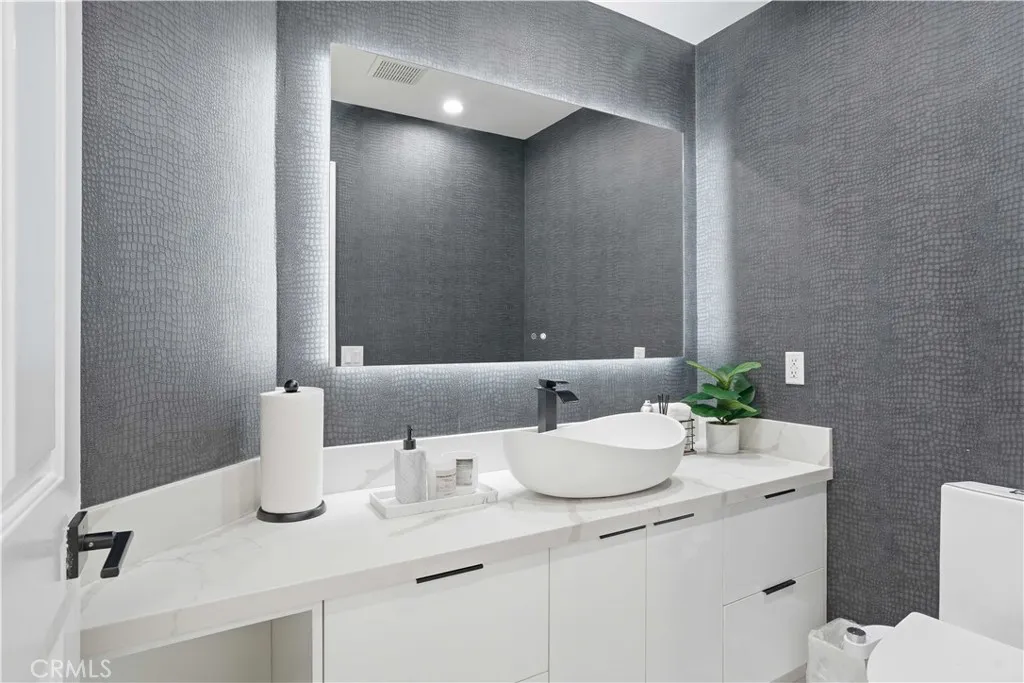 Additional image 77 of 7600 Southby Dr, West Hills, CA 91304