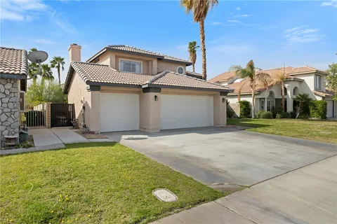 78675 Bradford Circle, La Quinta, CA MLS: SR25071896