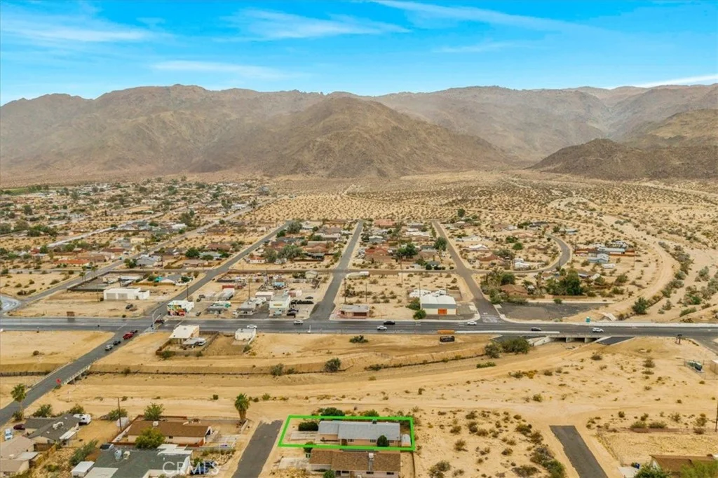 6460 Cahuilla Ave, 29 Palms, CA 92277