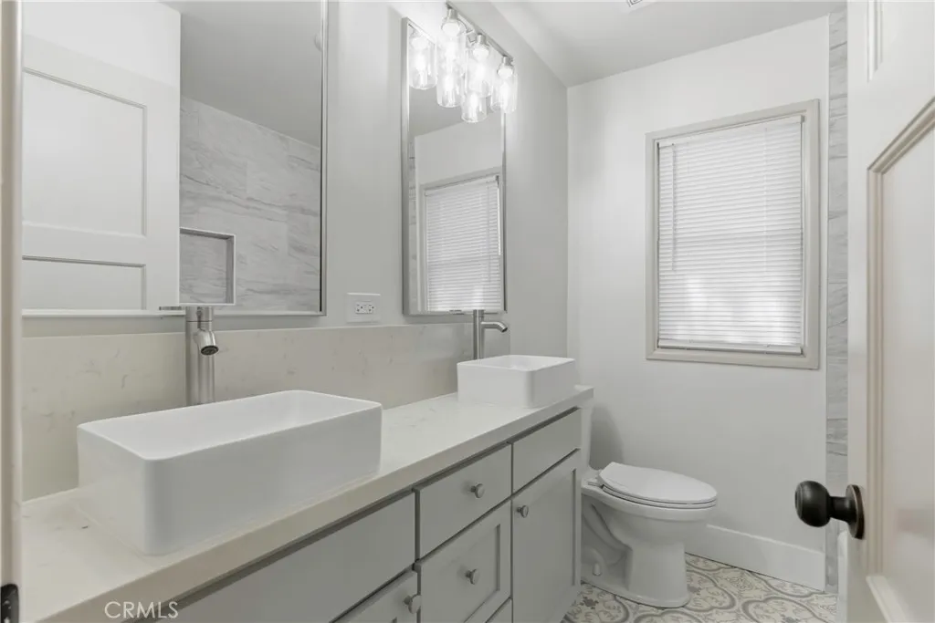 Additional image 23 of 2715 Cedar St, Bakersfield, CA 93301