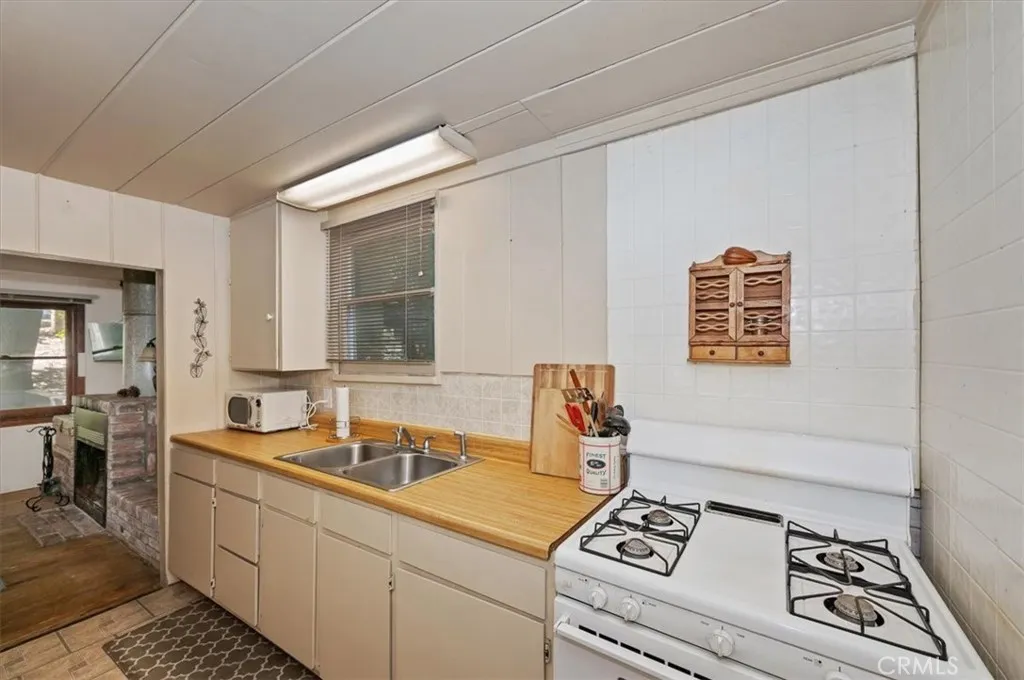 Additional image 41 of 22838 Waters Dr, Crestline, CA 92325