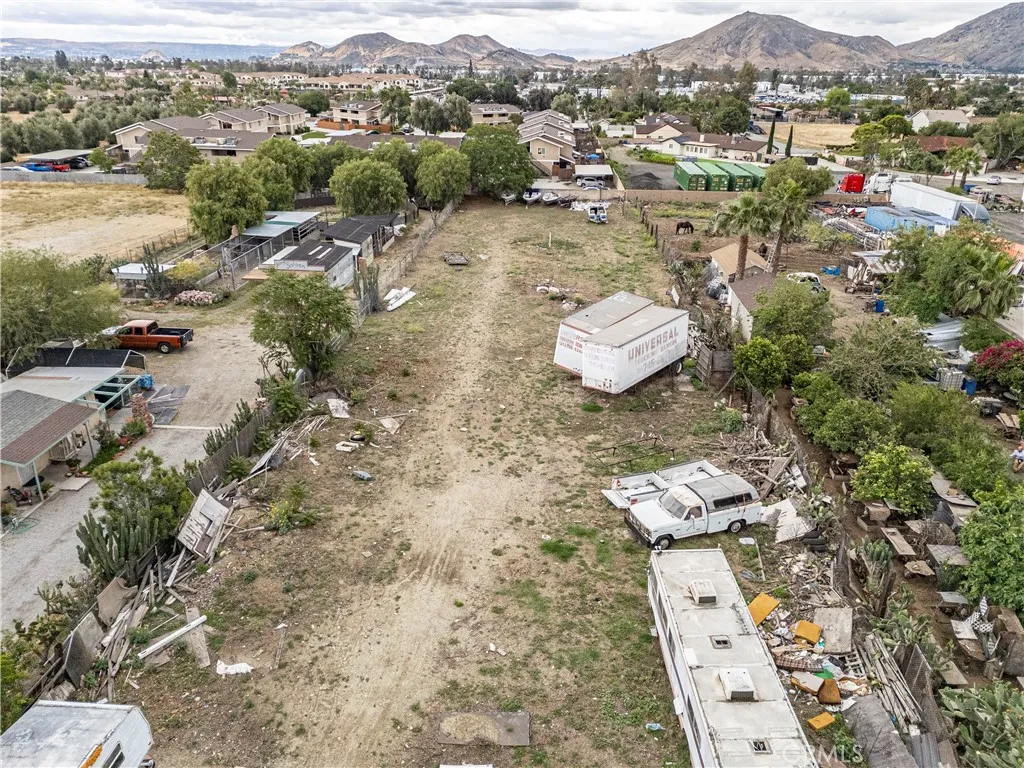 Additional image 10 of 17857 San Bernardino Avenue, Bloomington, CA 92316