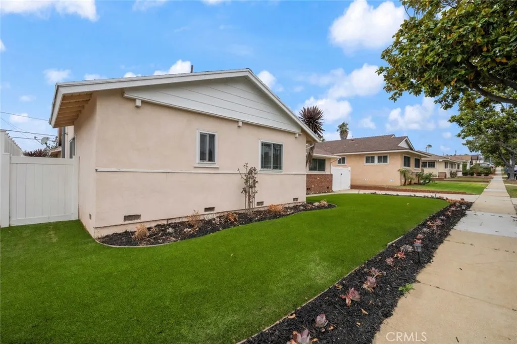 Additional image 77 of 10525 S 4th Avenue, Inglewood, CA 90303