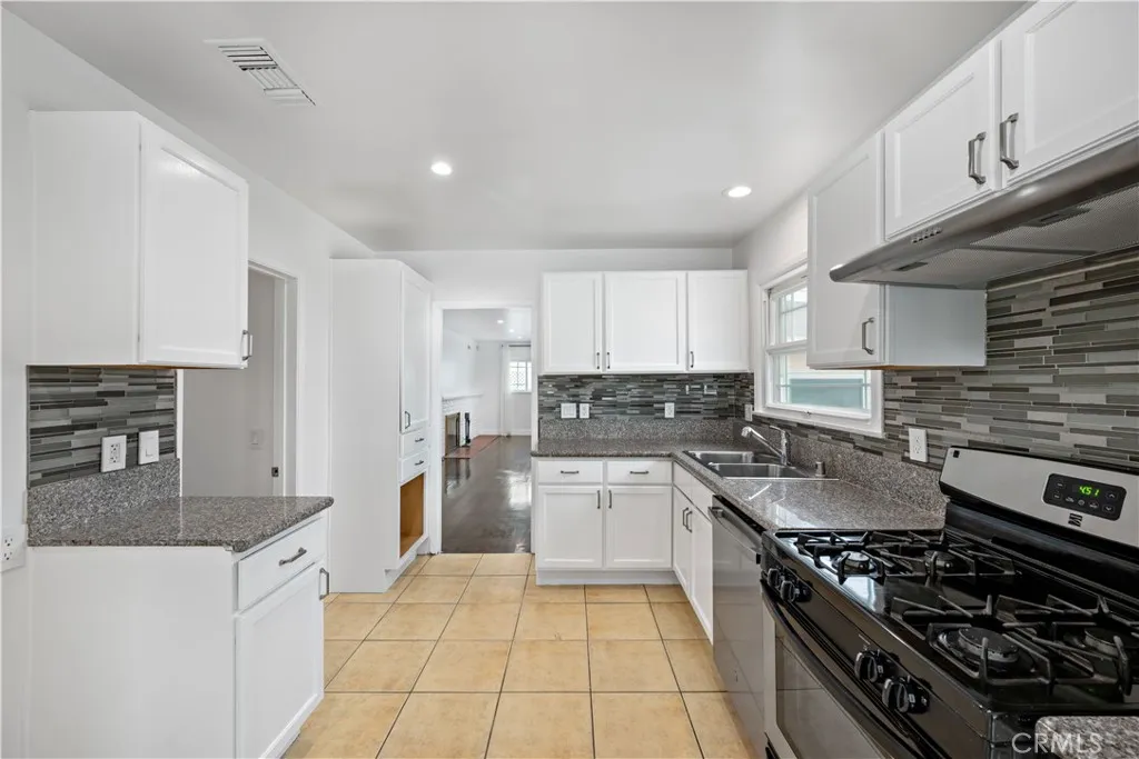 Additional image 54 of 10525 S 4th Avenue, Inglewood, CA 90303