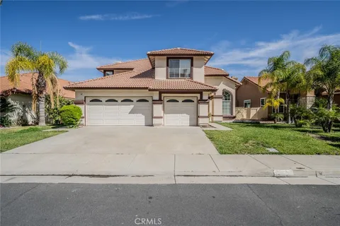 43 Del Pizzoli, Lake Elsinore, CA MLS: OC25075712