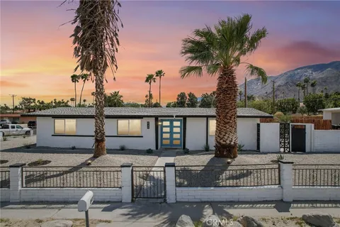 845 West Gateway Drive, Palm Springs, CA MLS: SB25073159