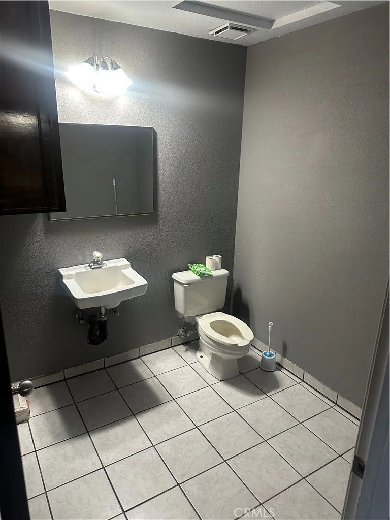 20786 Bear Valley Rd, Apple Valley, CA 92308 photo 4