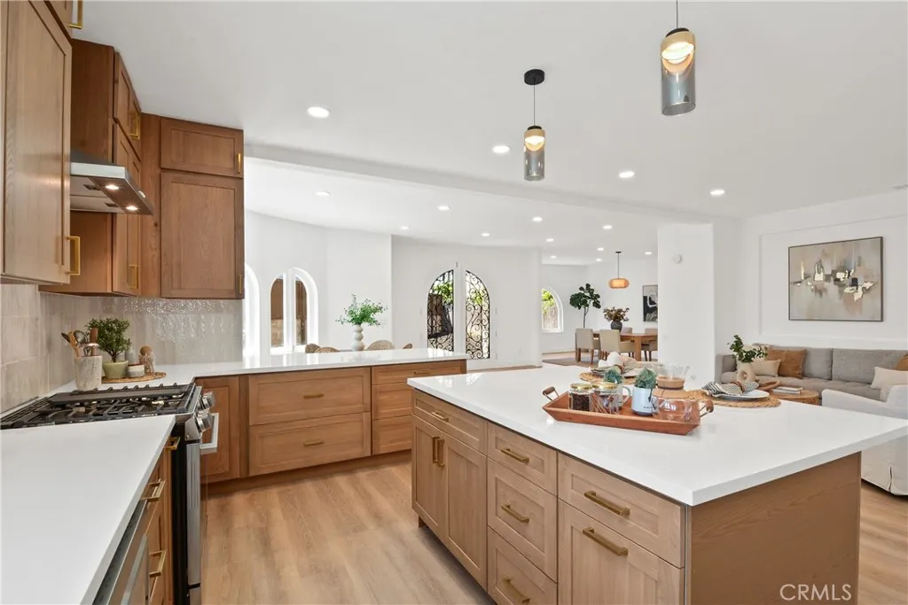Additional image 17 of 276 Cambria Dr, Carson, CA 90745