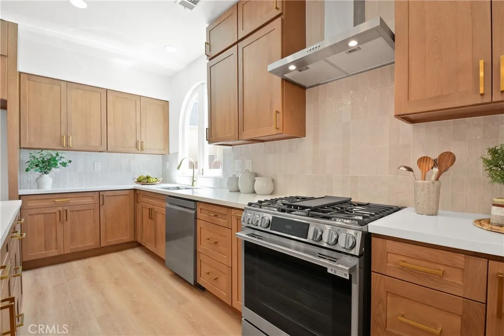 Additional image 53 of 276 Cambria Dr, Carson, CA 90745