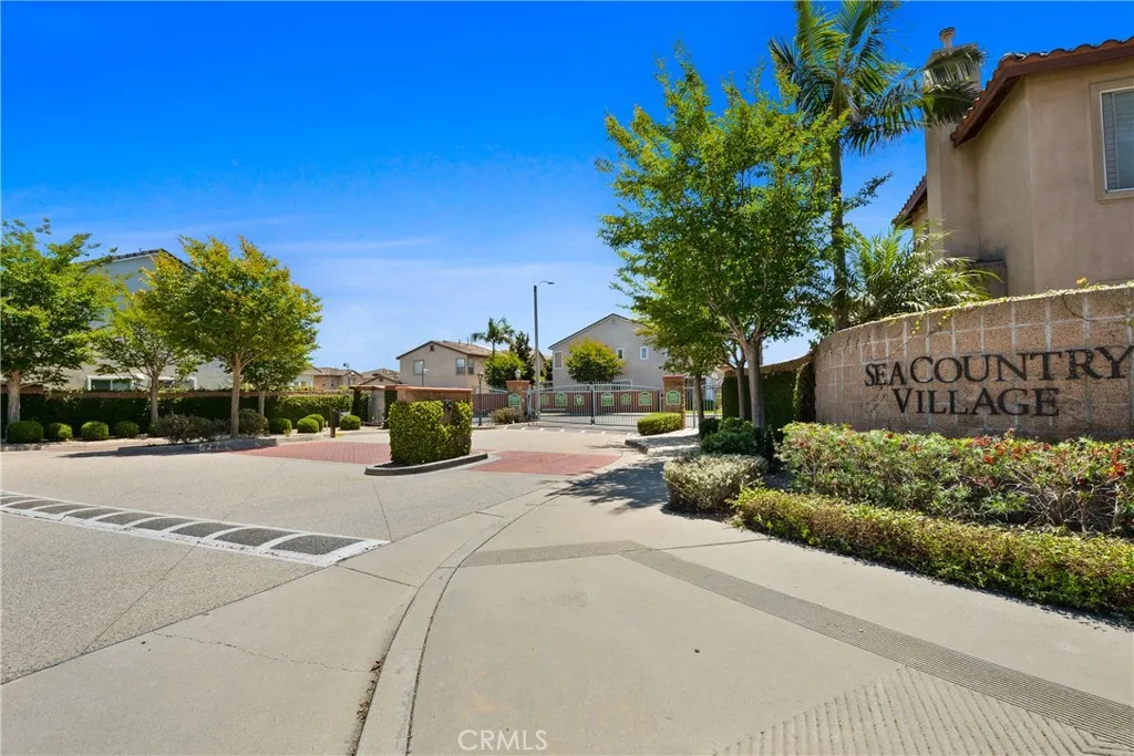 Additional image 74 of 276 Cambria Dr, Carson, CA 90745