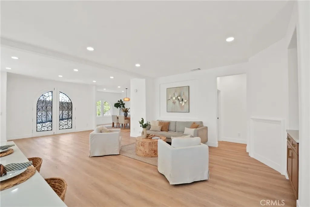 Additional image 43 of 276 Cambria Dr, Carson, CA 90745